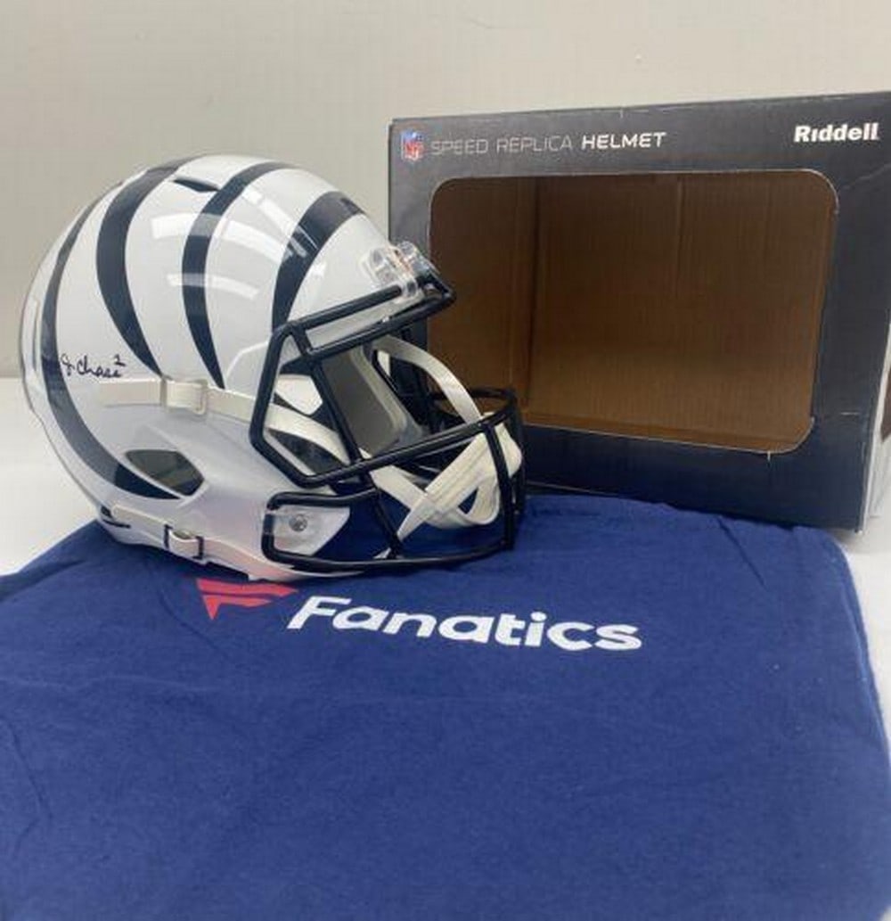 Ja'Marr Chase Autographed Cincinnati Bengals Riddell NFL Helmet W/ Fanatics COA (1 of 6)
