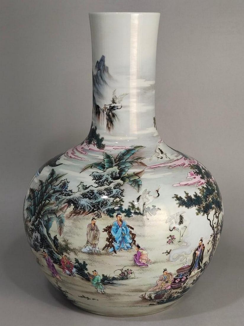 Boutique Famille Rose Character Story Vase: Boutique Famille Rose Character Story Vase This Boutique Famille Rose porcelain vase presents a vivid narrative scene, masterfully painted in rich enamel colors typical of the renowned famille rose