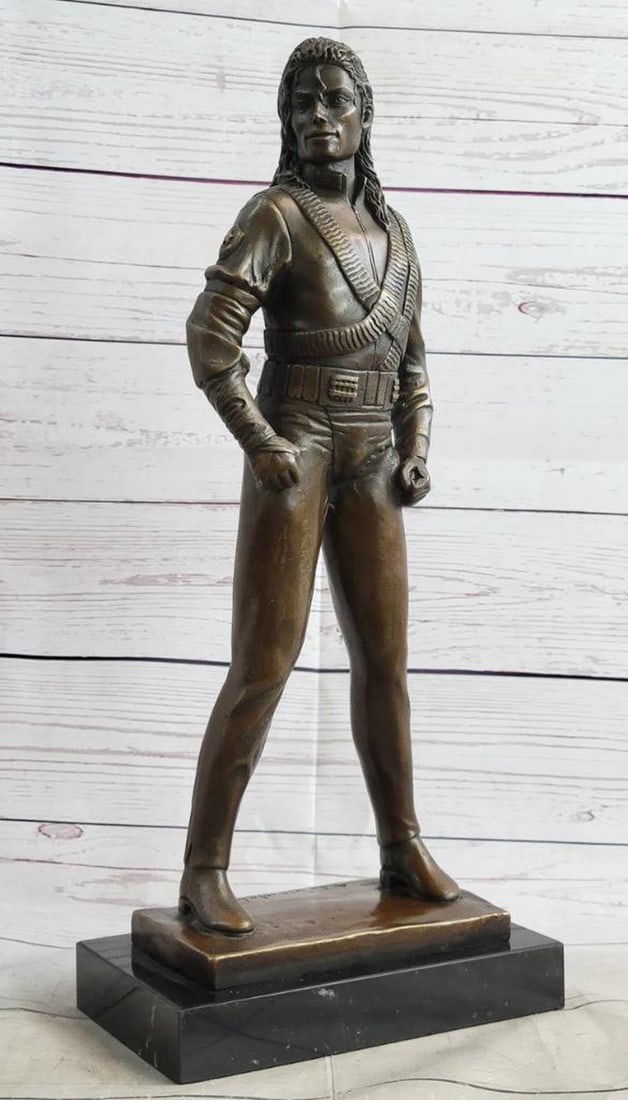 Aldo Vitaleh's Original Michael Jackson King of Pop Bronze Sculpture on Marble Base - 17" x 7.5": Aldo Vitaleh's Original Michael Jackson King of Pop Bronze Sculpture on Marble Base - 17" x 7.5" Commend the timeless legacy of Michael Jackson with Aldo Vitaleh's handcrafted bronze s