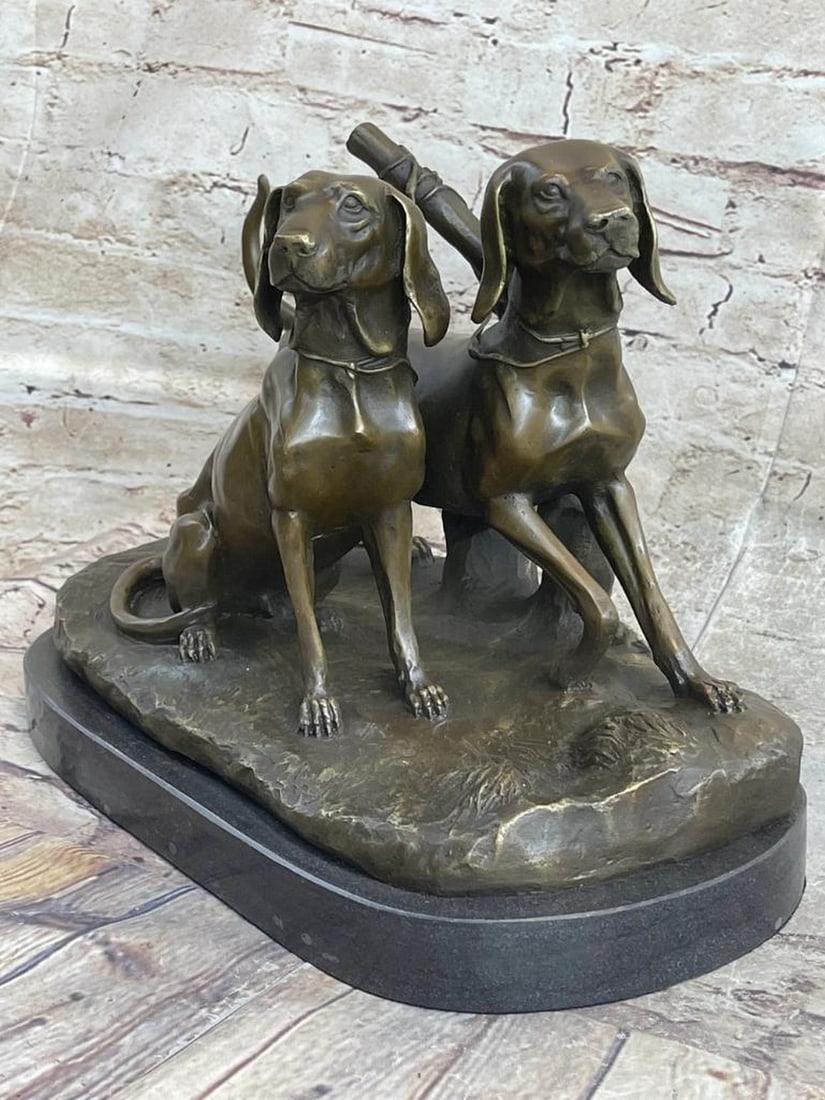 Twin Vizsla Dogs Inspired Bronze Statue - 10" x 13": Twin Vizsla Dogs Inspired Bronze Statue - 10" x 13" This elegant bronze sculpture beautifully captures a serene moment between two Vizsla dogs, renowned for their elegance. The intricate detai