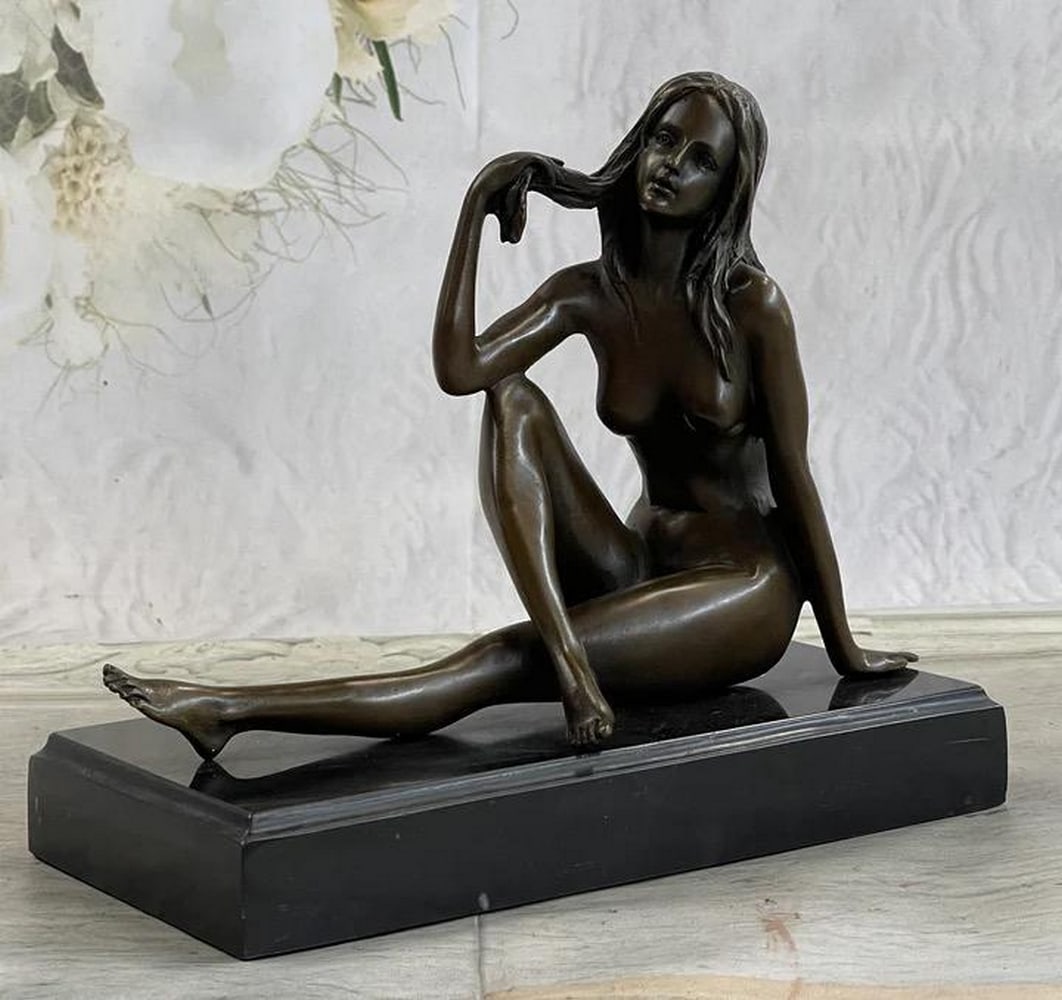 Elegant Naked Woman Erotic Nude Bronze Sculpture - 7.5" x 8": Elegant Naked Woman Erotic Nude Bronze Sculpture - 7.5" x 8" The nude temptress crawls forward only wearing her birthday suite in the grasp of a feverish desire. With marked ecstasy on her fac
