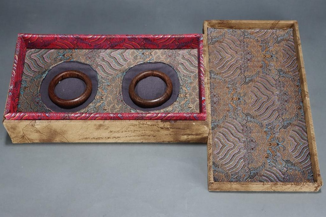 Inspired Old Palace Collection Agarwood Bracelets: Inspired Old Palace Collection Agarwood Bracelets A distinguished set of agarwood bracelets inspired from a prestigious old palace collection, crafted from richly aromatic aged agarwood. Each