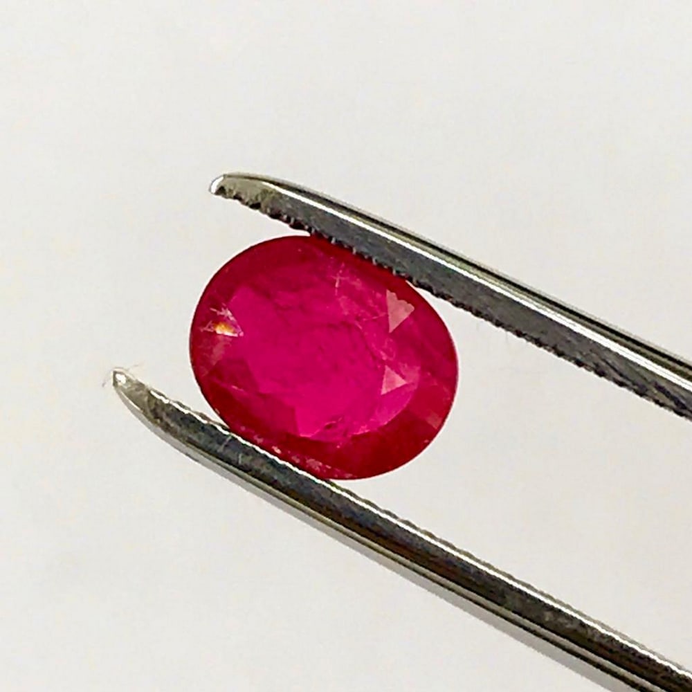 0.96ct Faceted Oval Ruby Gemstone (1 of 2)