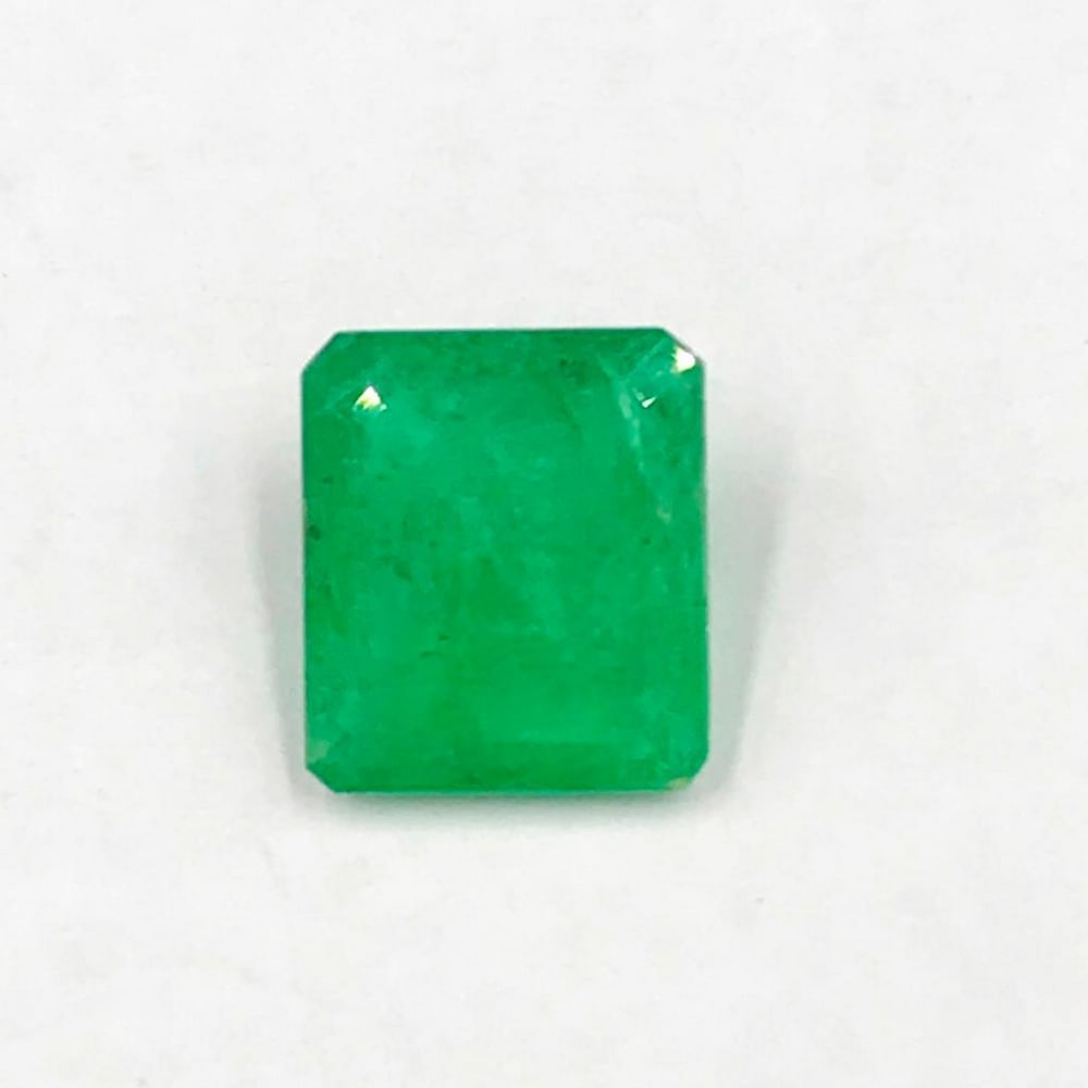 3.2ct Faceted Emerald Octagon Gemstone: Faceted Emerald Octagon For many, emerald is considered to be the symbol of rebirth. It is also believed to represent good fortune, youth, balance, growth, peace, and foresight Size- 10.4x9.0 mm, Weig