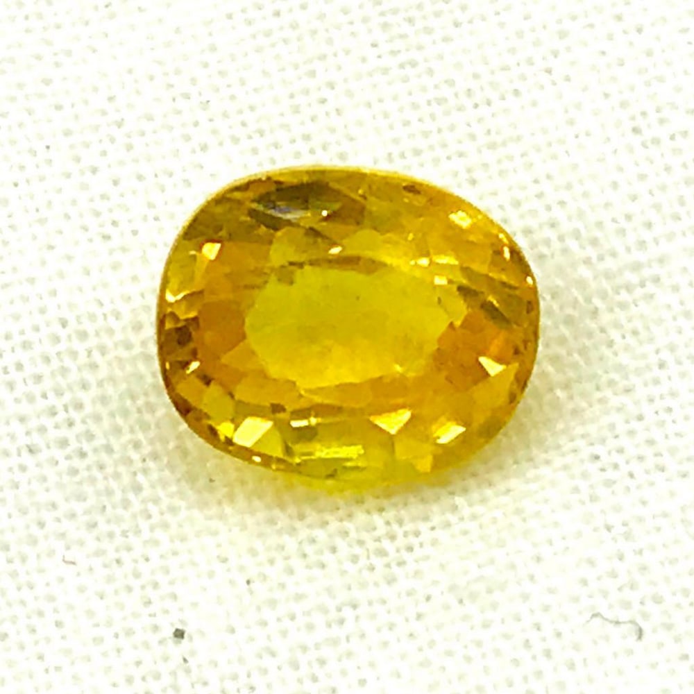 2.37ct Yellow Sapphire Oval Faceted Gemstone: Yellow Sapphire Oval Faceted Yellow Sapphire clean piece with lustre, Size- 7.8x6.5 mm, Weight- 2.37 ct View photo for further details.