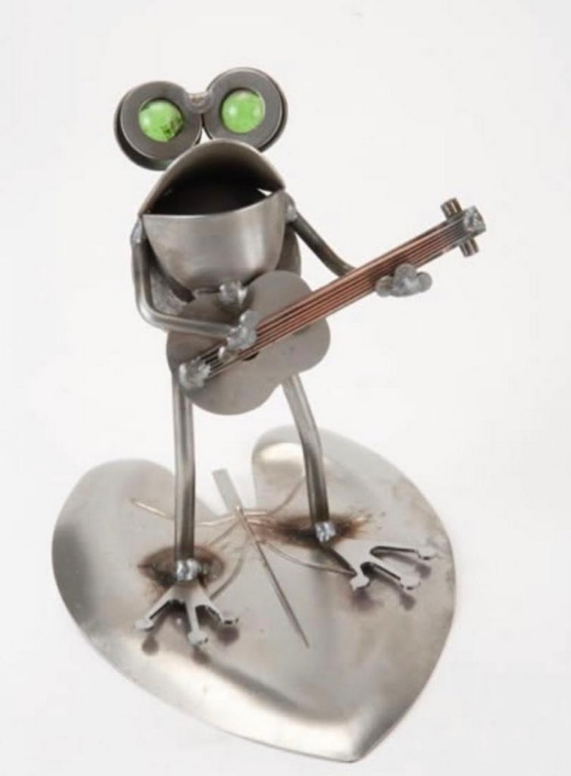 Frog Playing Guitar Metal Sculpture (1 of 1)