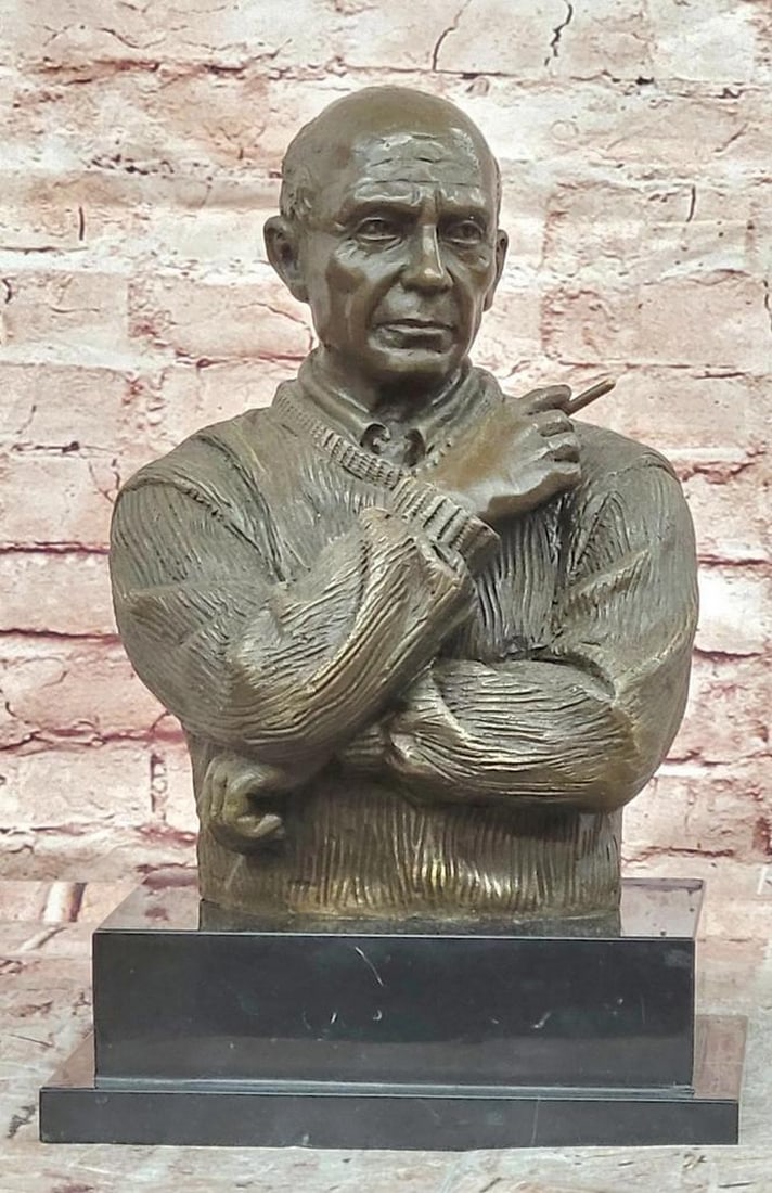 Pablo Picasso Bronze Bust by Miguel Lopez - 13" x 8.5": Pablo Picasso Bronze Bust by Miguel Lopez - 13" x 8.5" Introducing a Modern Bronze Sculpture: This stylized bust of Pablo Picasso is meticulously handcrafted with careful attention to detail. 