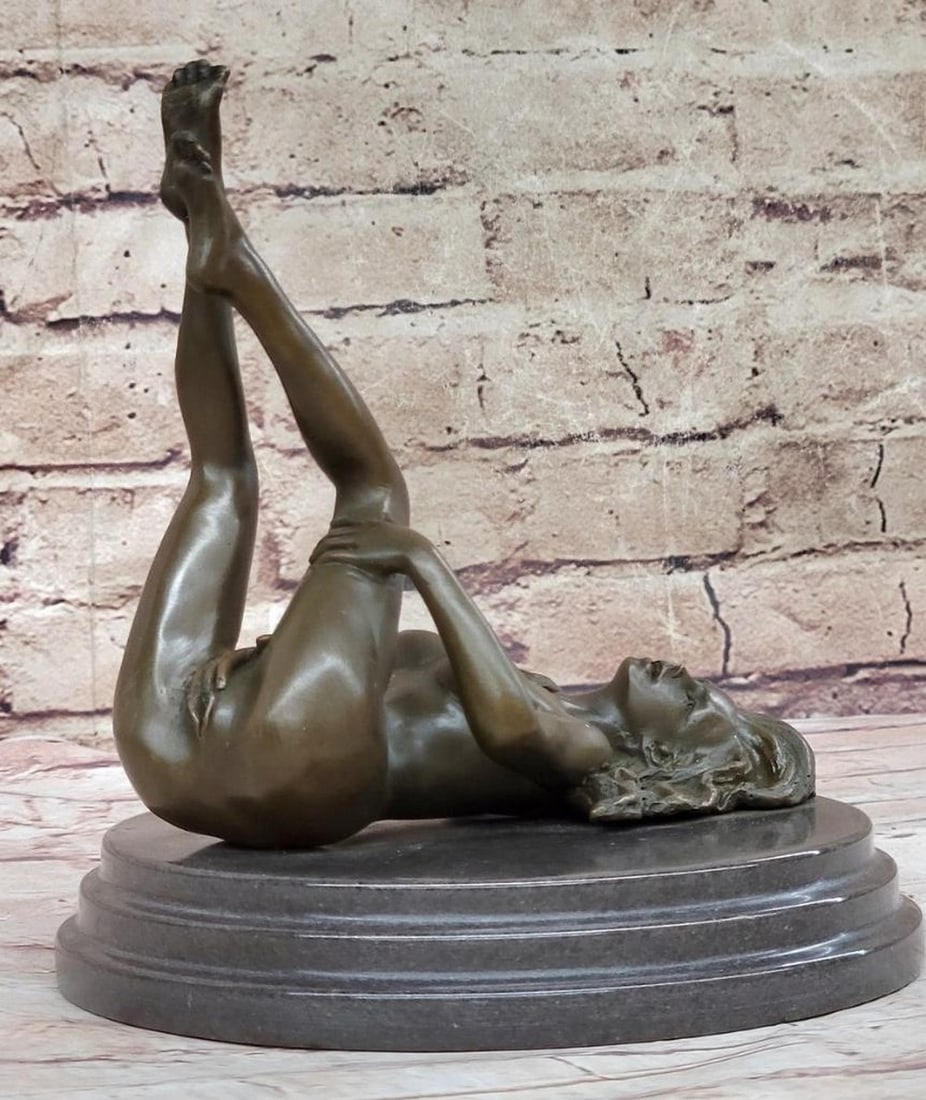 Seductive Femme Original Bronze Sculpture Signed by Mavchi - 8'' x 8'': Seductive Femme Original Bronze Sculpture Signed by Mavchi - 8" x 8" Indulge in the allure of feminine sensuality with this captivating bronze sculpture by artist Mavchi. Masterfully crafted to 