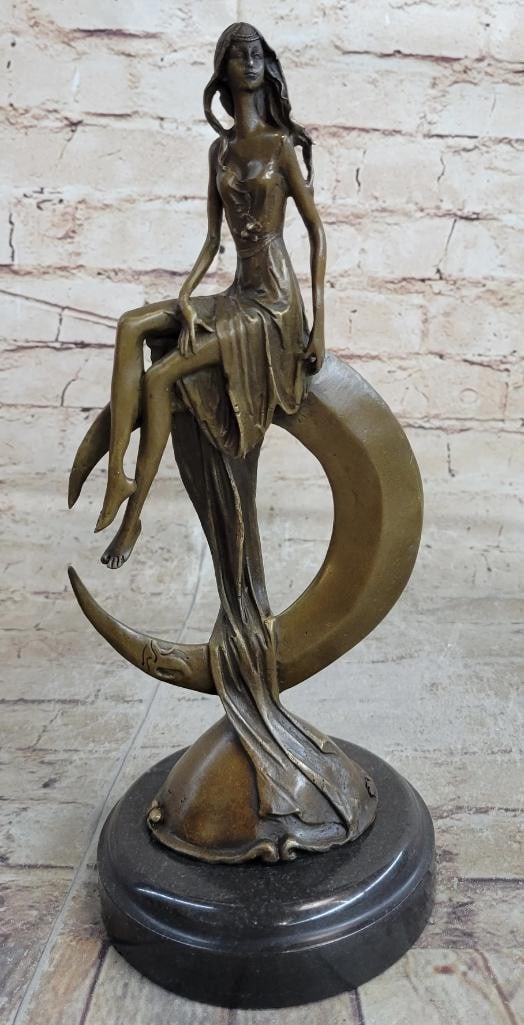 Mavchi's Original Bronze Sculpture of Venus with Marble Base - 11.5'' x 5'': Mavchi's Original Bronze Sculpture of Venus with Marble Base - 11.5" x 5" The sculpture highlights intricate details in Venus's flowing hair and graceful form, capturing the timeless elegance of