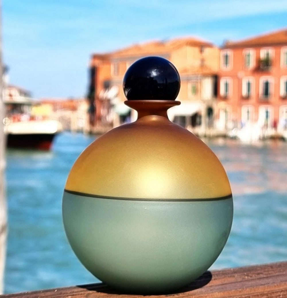 Orange Blown Murano Glass Bottle: Orange Blown Murano Glass Bottle Luxury handmade bottle made with the famouse technique glass blowing, realized in Murano Glass. Perfect to use as centerpiece togheter with others bottle of the collec