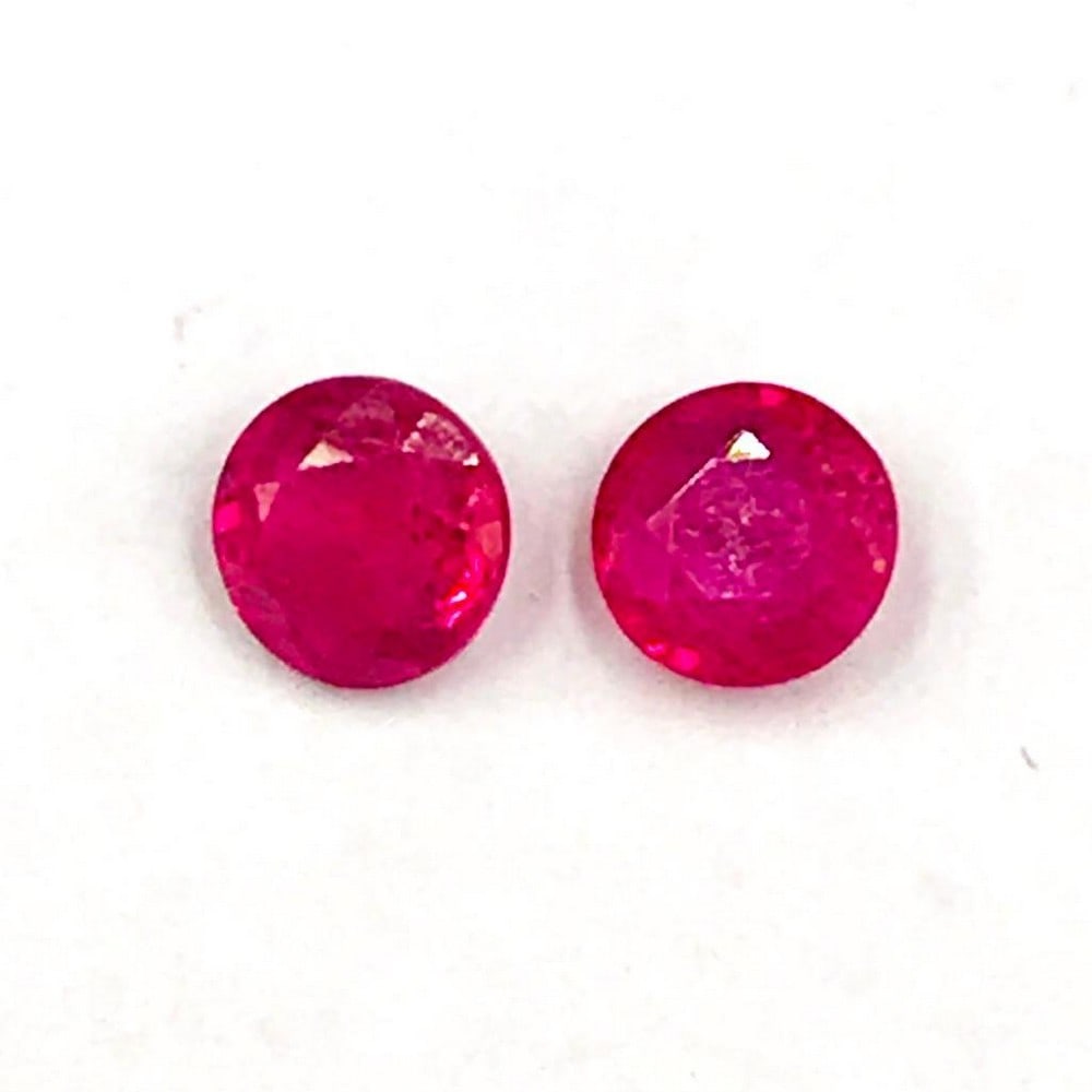0.7ct Pair of Faceted Ruby Gemstone: Pair of Faceted Rubies Rubies are often associated with wealth and prosperity. Many ancient crowns were decorated with rubies, because they represented good fortune and courage. The rubys deep red col