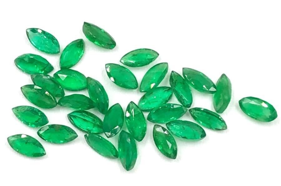 3.93ctTwenty Nine Faceted Emerald Marquise Gemstones: Twenty Nine Faceted Emerald Marquises For many, emerald is considered to be the symbol of rebirth. It is also believed to represent good fortune, youth, balance, growth, peace, and foresight Size- 5.0