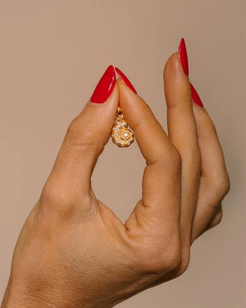 Seashell Vermeil Charm - 4