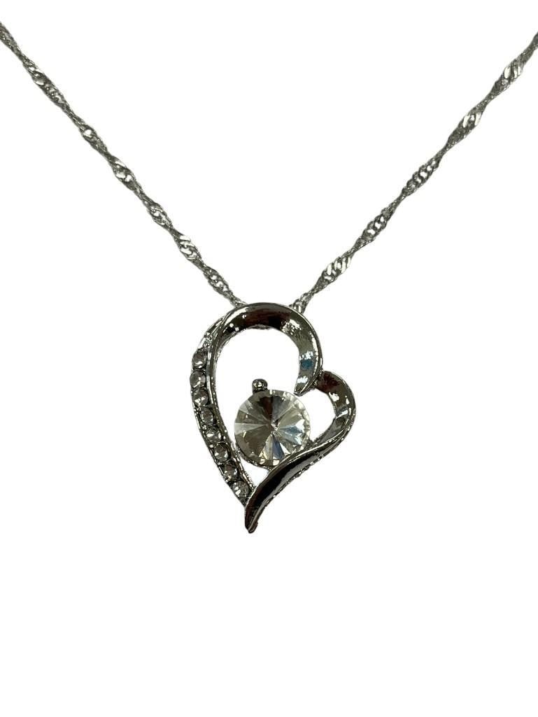 Sterling Silver Rhinestone Heart Pendant Paired With 925 Twist Link Necklace: Sterling Silver Rhinestone Heart Pendant Paired With 925 Twist Link Necklace. This Simple Yet Elegant Heart Shaped Pendant Necklace Will Be Sure To Bring Some Sparkle To Your Everyday. This