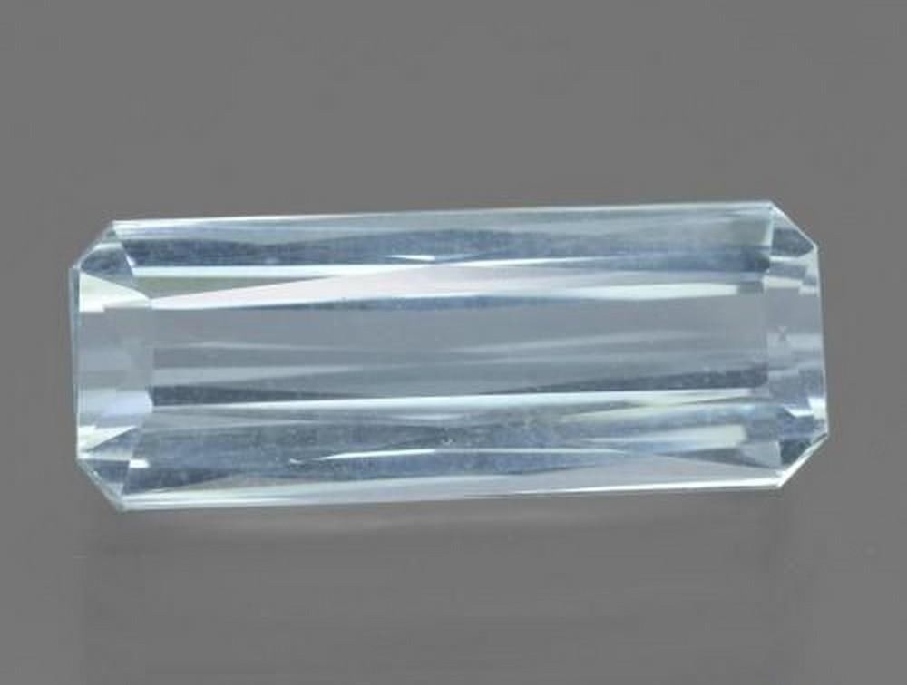 15.37 ct Natural Baby Blue Aquamarine, Octagon / Scissor Cut, VVS, Madagascar: 15.37 ct Natural Baby Blue Aquamarine, Octagon / Scissor Cut, VVS, Madagascar Natural aquamarine gemstone weighing 15.37 carats, cut in an octagon/scissor facet shape. The gem measures 23.71 x 9.15 x