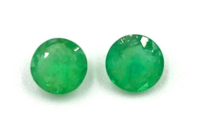 2.6ct Pair of Faceted Emerald Round Gemstones (1 of 1)