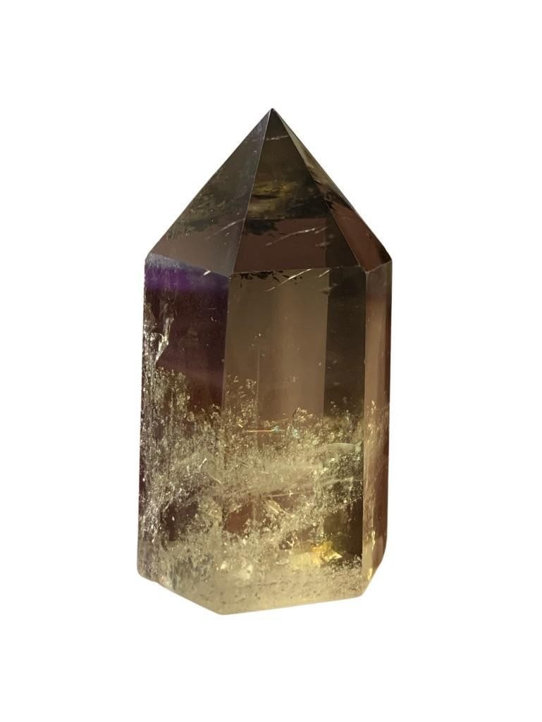 Citrine Hexagonal Amulet Healing Crystal: Citrine Hexagonal Amulet Healing Crystal Citrine is in the mineral class of quartz. It takes its color from the traces of iron in the quartz and can be anything from pale yellow to bright shades of am