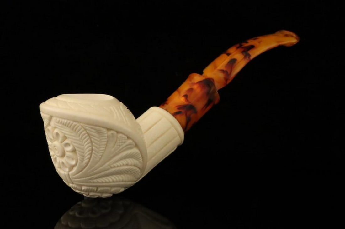 Cobra-Carved Block Meerschaum Pipe with Fitted Case (1 of 4)