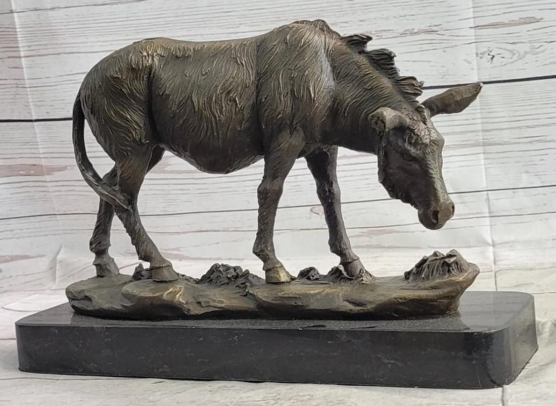 Barye Inspired Donkey Bronze Sculpture - 8" x 11.5": Barye Inspired Donkey Bronze Sculpture - 8" x 11.5" Experience the rustic charm of farm life with this delightful Donkey Mule Bronze Statue, a carefully crafted reproduction of the renowned ar
