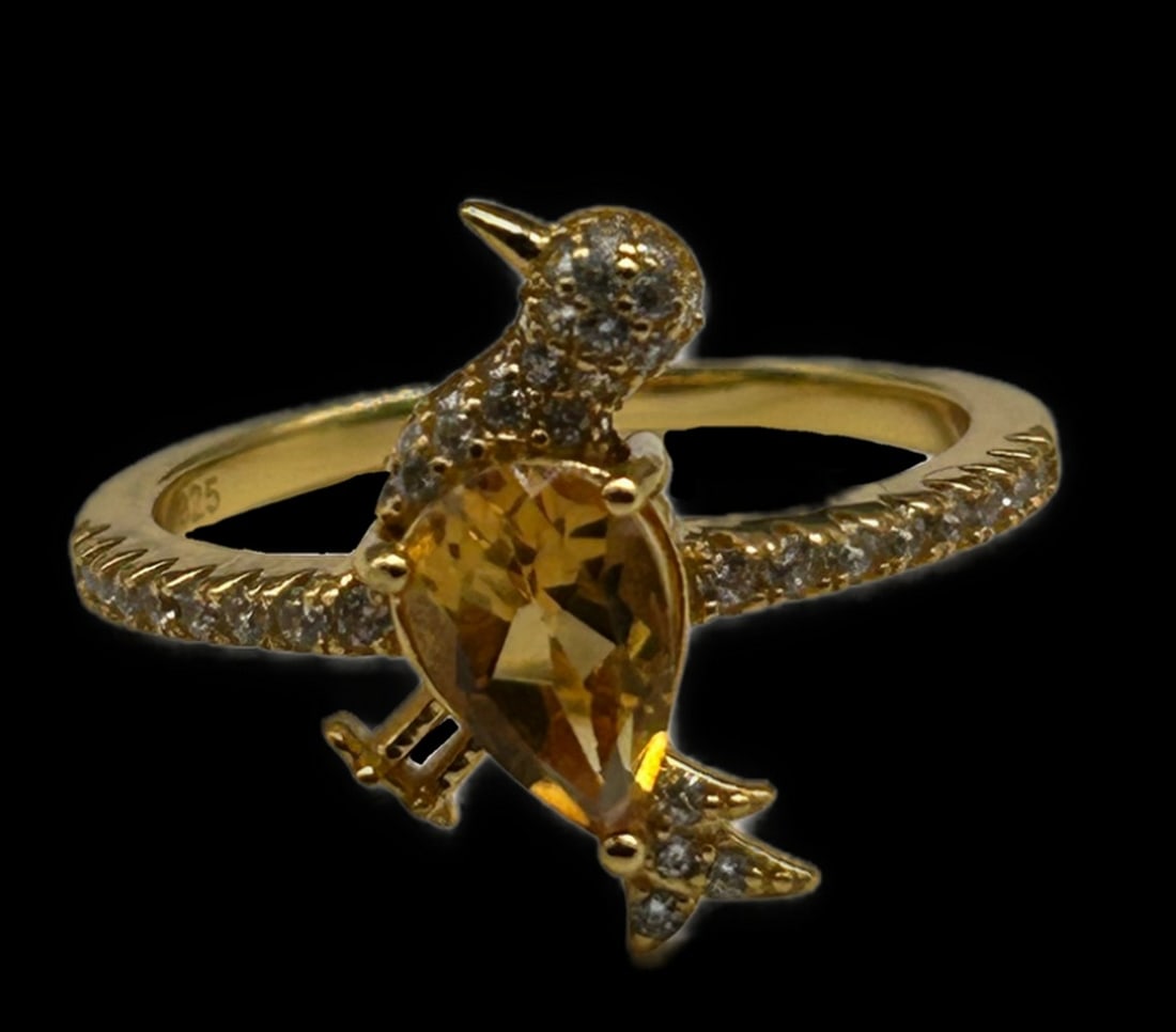 Bird With Citrine Stone as Feather and Simulated CZ Ring - Size 7: Bird With Citrine Stone as Feather and Simulated CZ Ring - Size 7 Metal: 925 Sterling Silver Ring Size: 7 Plate: 14k Yellow Gold Main Stone: Citrine View photos for further details.