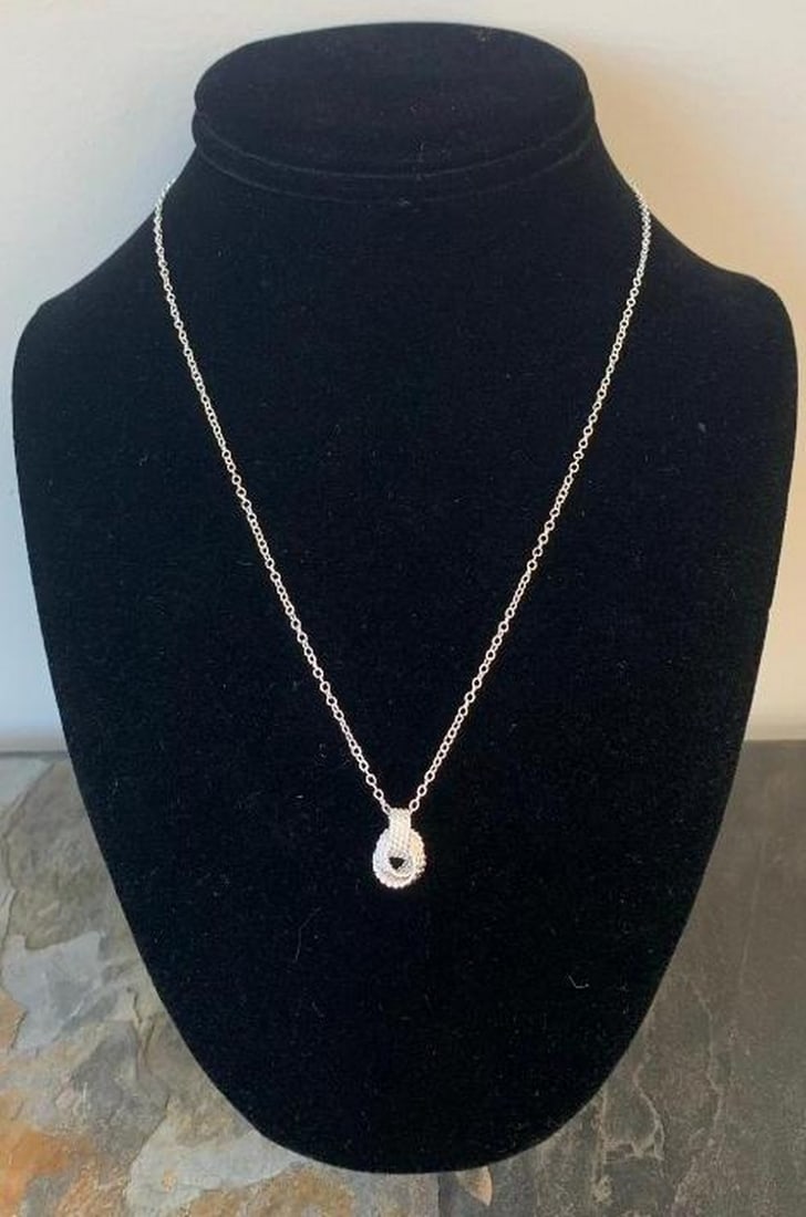 Endless Love Silver Knot Pendant Necklace (1 of 4)