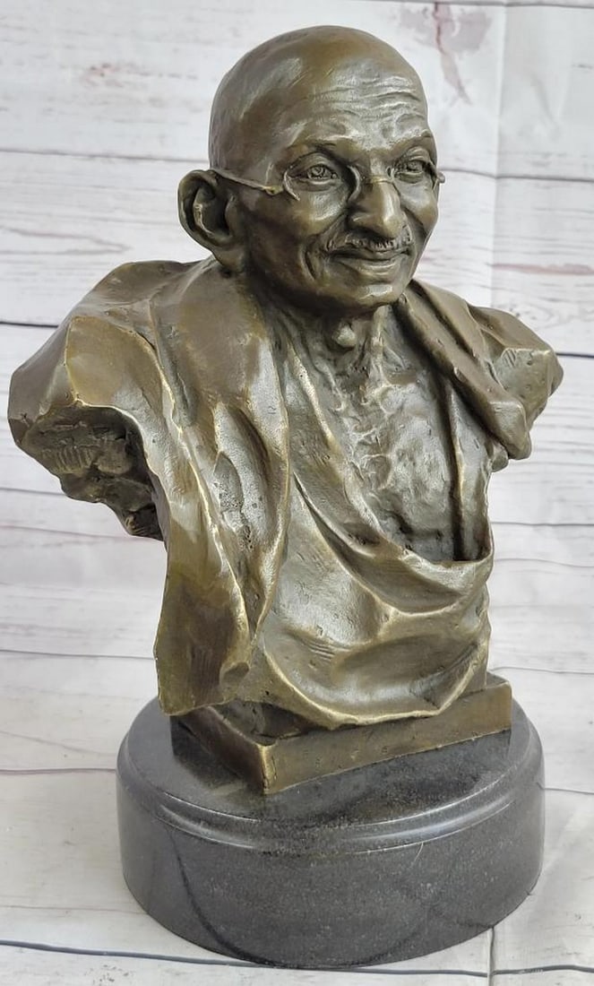 Mahatma Gandhi Indian India Bronze Bust Sculpture Art - 9lbs: Gandhi limited edition bust. Only a limited number of pieces made of these beautifully hand-crafted by artist Mavchi head bust of Mahatma Gandhi. Features "Nonviolence is a weapon of the strong