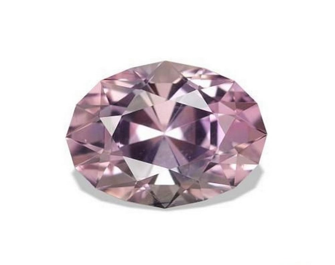 1.13 ct Natural Pink Sapphire, Oval Diamond Cut, VVS, Tanzania: 1.13 ct Natural Pink Sapphire, Oval Diamond Cut, VVS, Tanzania Natural sapphire weighing 1.13 carats, cut in an oval diamond-cut facet with a refined pink color. The gemstone measures 7.11 x 5.23 x 4.