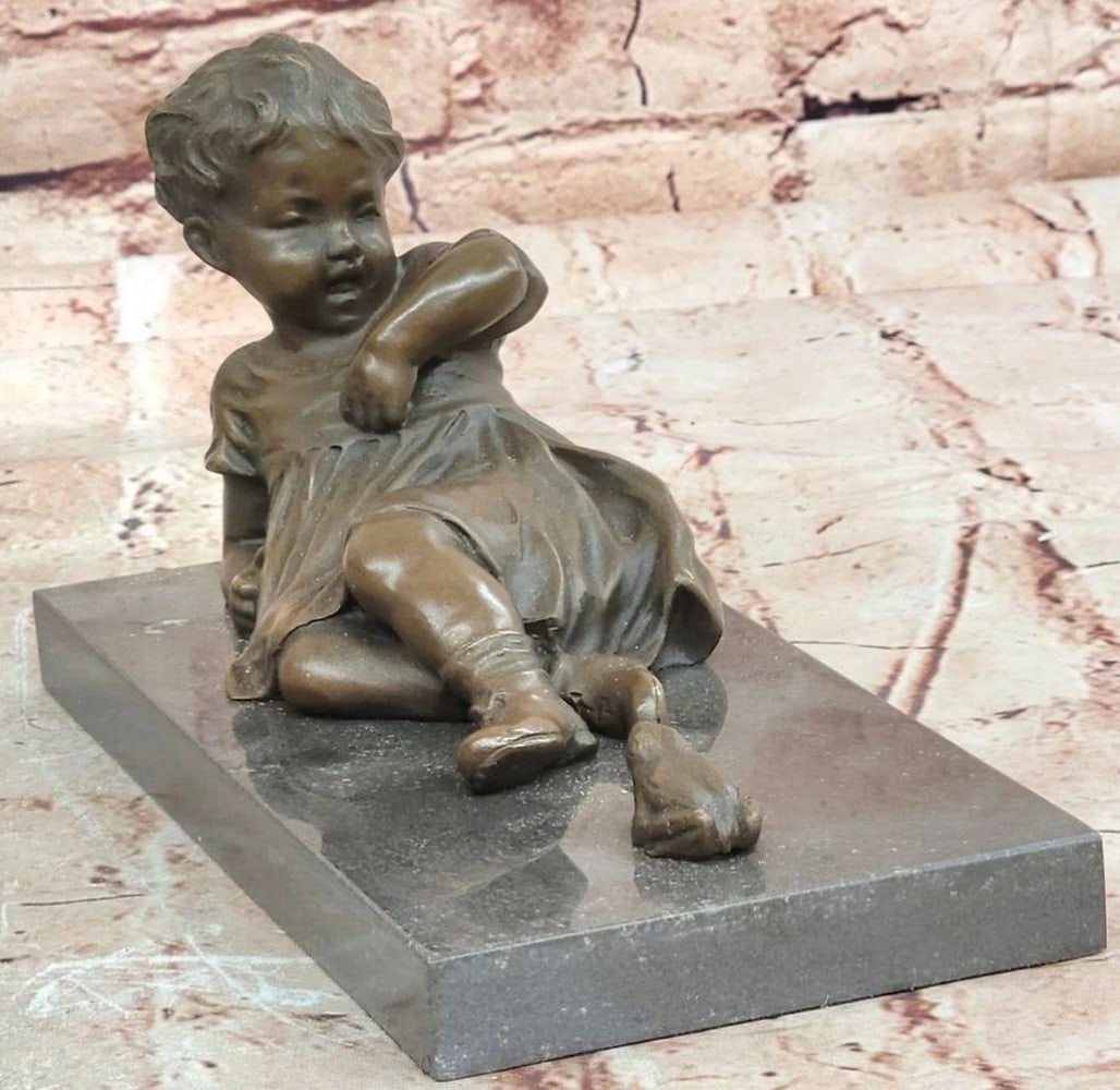 Girl with Frog Authentic Bronze Sculpture by Juno - 5" X 8.5": Girl with Frog Authentic Bronze Sculpture by Juno - 5" X 8.5" Unveiling a vintage bronze sculpture by Italian artist Juno, this charming piece portrays a young girl seated beside a frog, her e