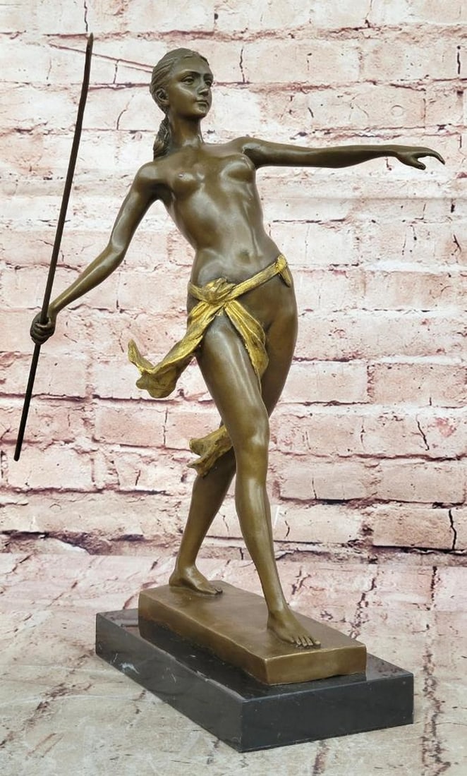 Elegant Stallion" Bronze Horse Sculpture on Marble Base - 13" x 13: "Elegant Stallion" Bronze Horse Sculpture on Marble Base - 13" x 13" This finely crafted bronze sculpture by Moigniez captures the power and grace of a trotting stallion in motion. Tit