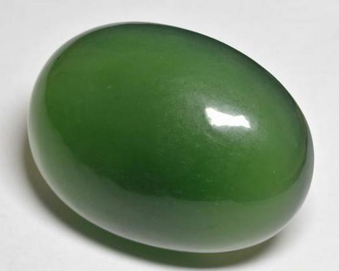 Forest Green Serpentine Oval Cabochon Gemstone (1 of 2)