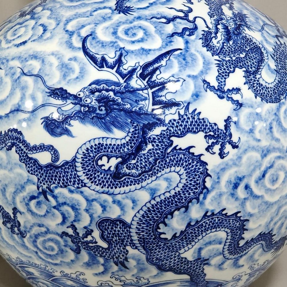 Blue and White Nine Dragons Celestial Vase - 4