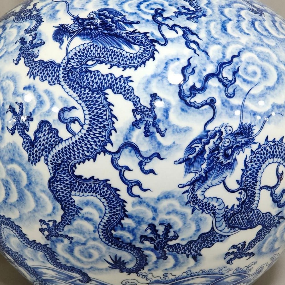 Blue and White Nine Dragons Celestial Vase - 6