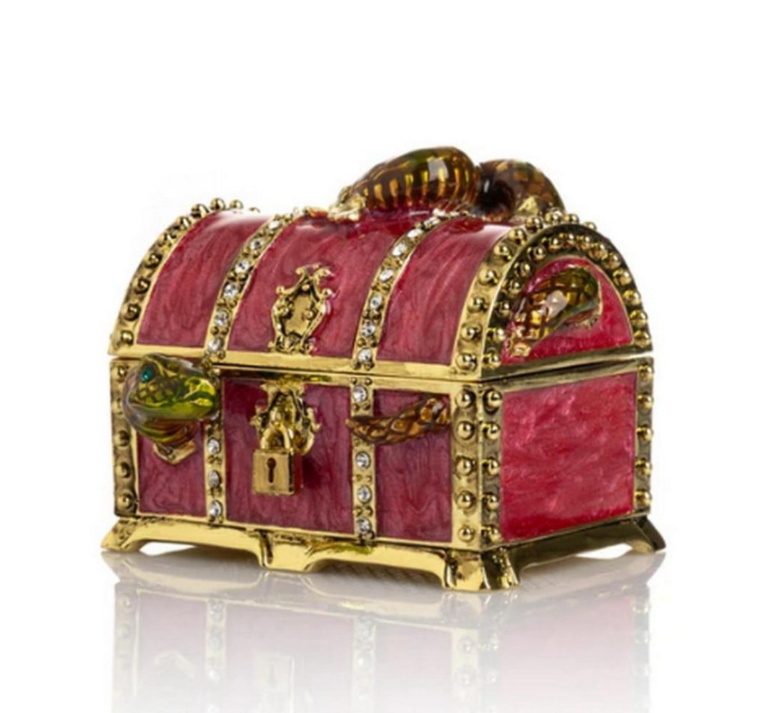 Crimson Serpent Treasure Trinket Chest: Crimson Serpent Treasure Trinket Chest This enamel-painted trinket box, adorned with Austrian crystals, features a 24K gold or 925 silver plating and a magnetic fastener for secure closure. Each