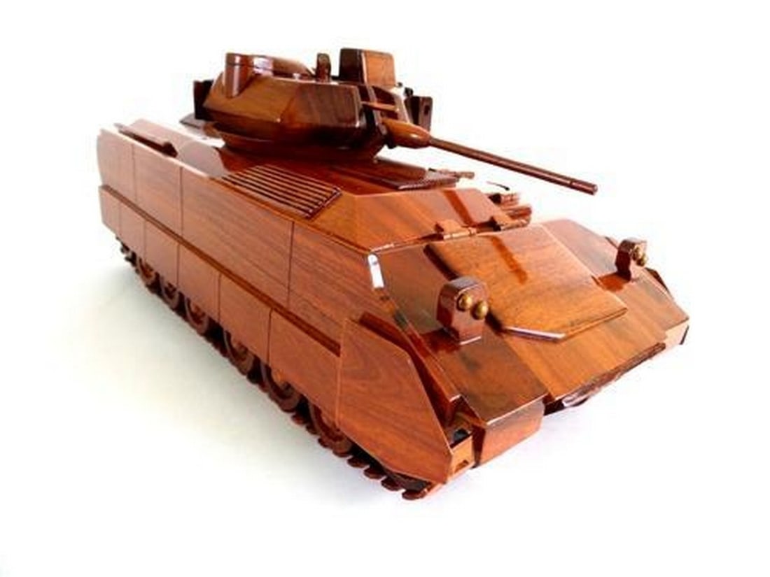 Vintage M2/M3 Bradley Fighting Machine Wooden Replica: Vintage M2/M3 Bradley Fighting Machine Wooden Replica Experience the nostalgia of military history with our Handcrafted Mahogany Vintage M2/M3 Bradley Fighting Machine replica. Meticulously crafted fr
