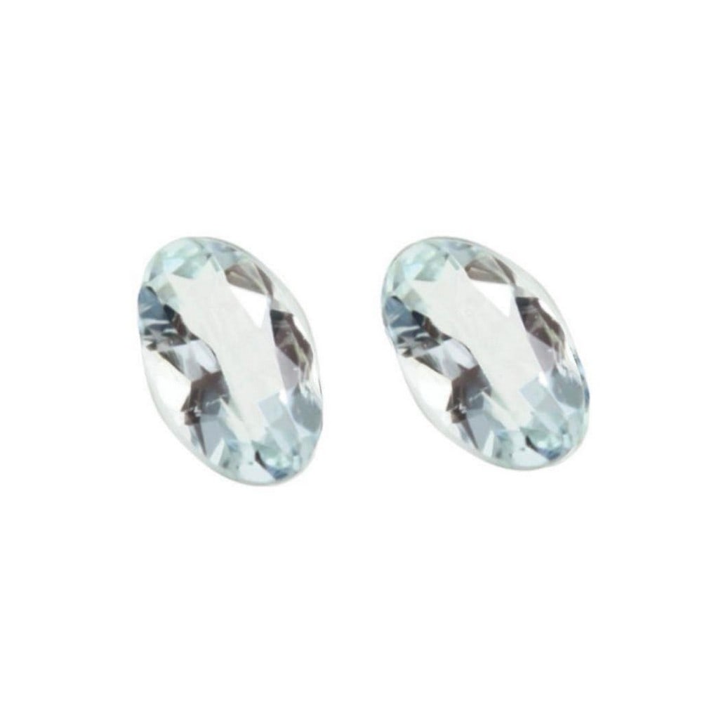 1.32ct Oval Cut Aquamarine Gemstone Pair: 1.32ct Oval Cut Aquamarine Gemstone Pair Size: 7 x 5mm Total Carat Weight: 1.32ct Treatment: Heat Origin: Brazil Please view photos for further details.
