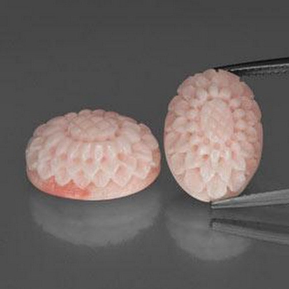 Flower Cut Pink Corals- 2pc Matching: Flower Cut Pink Corals- 2pc Matching Size 15.3 x 11.1mm Weight 16.7ct total / avg. 8.35ct each Blush Pink in Opaque Clarity Mohs Hardness 3 - 4 View Photos For More Details