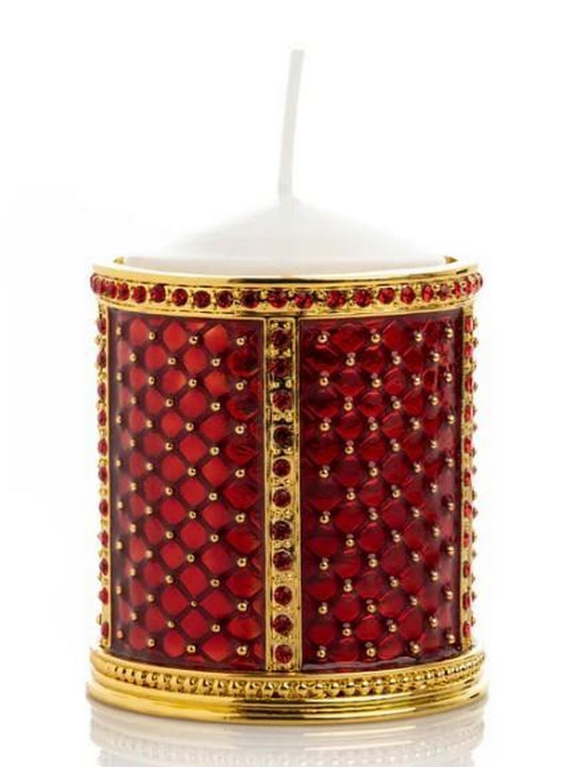 Crimson Flame Gold and Red Candle Holder: Crimson Flame Gold and Red Candle Holder Rich & radiant this gold and red candle holder exudes warmth and opulence. The deep crimson tones evoke passion and festivity, while the lustrous gold detailin