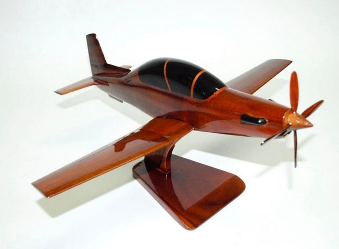 Beechcraft T-6 Texan II Model Plane: North American T-6 Texan Model Plane The T-6 Texan II is a single-engine turbopop aircraft. This aircraft is used by the United States for pilot and flight training. It is the primary trainer for