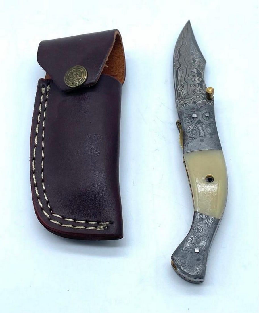Wicked Wing Trailing Point Damascus Knife - 2