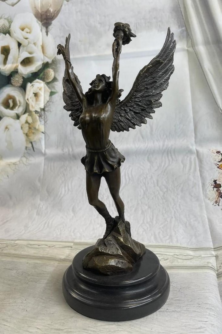 Venus Goddess of Love Bronze Sculpture: Venus Goddess of Love Bronze Sculpture An angel stands boldly. She hails from from the heavens and fights for the salvation of our world as well as his from darkness of any form. She wears a robe and 
