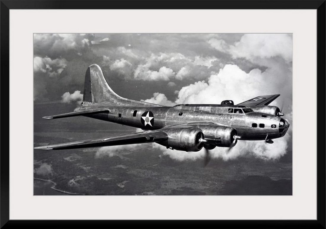 Boeing B17 Flying Fortress WWII Framed Print Wall Art: Boeing B17 Flying Fortress WWII Framed Print Wall Art Photograph of the Boeing B17 Flying Fortress, used by the United States Air Force during WWII. Dated to the 20th Century. Dimensions: Height 15
