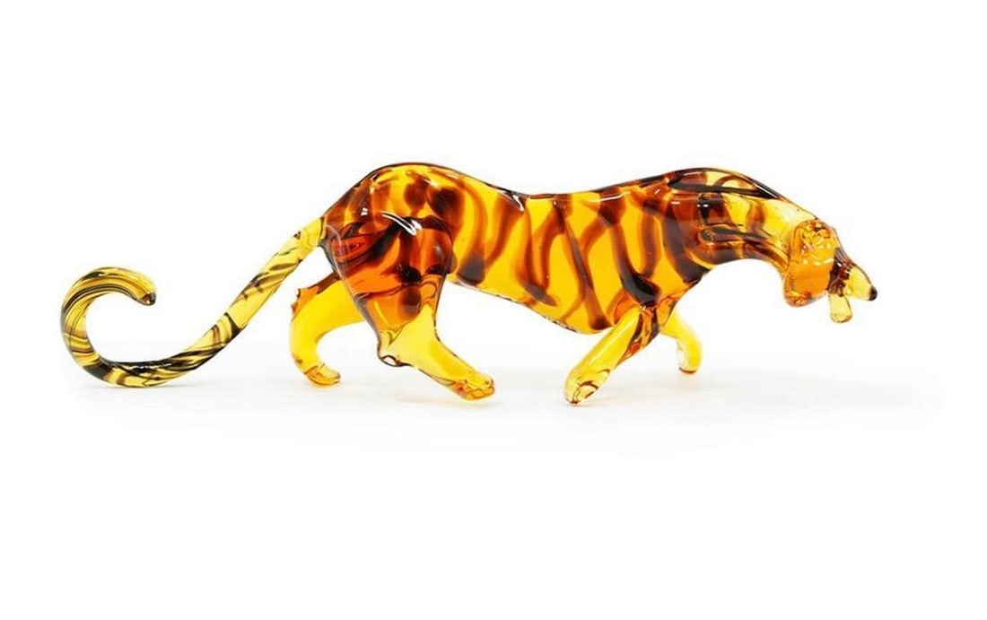 Murano Glass Tiger Figurine: Murano Glass Tiger Figurine Dimensions: 5.1" x 1.6" View Photos For Further Details