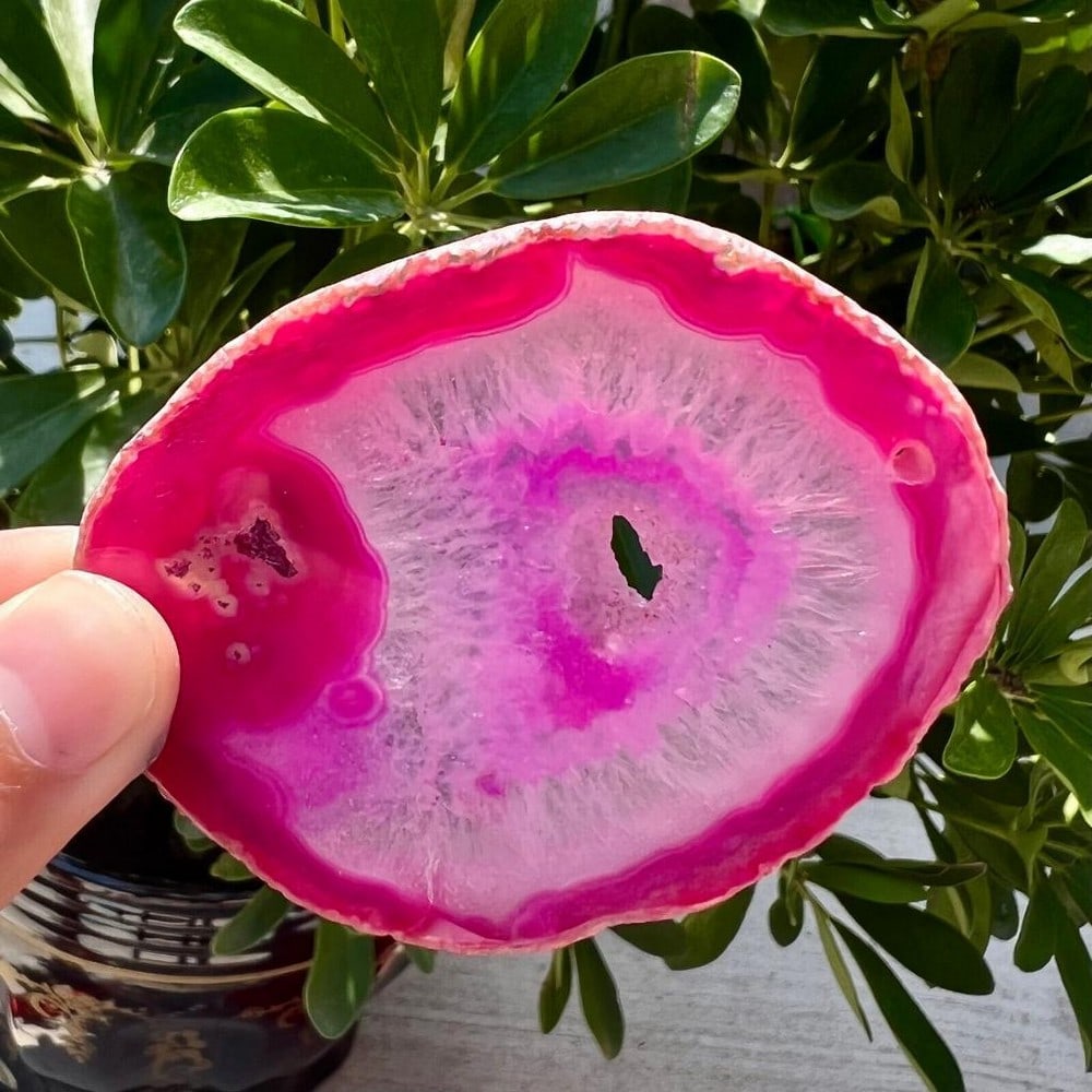 43G Natural Beautiful Agate Geode Druzy Slice Extra Large Gemstone HEALING: 43G Natural Beautiful Agate Geode Druzy Slice Extra Large Gemstone HEALING Weight: 43g Length: 69mm Width: 56mm Height: 6mm View Photos For Further Details