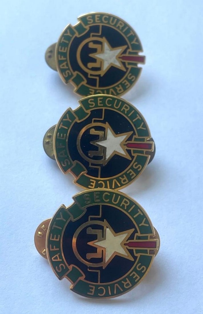 USA Military Pins Safety & Security & Service (1 of 2)
