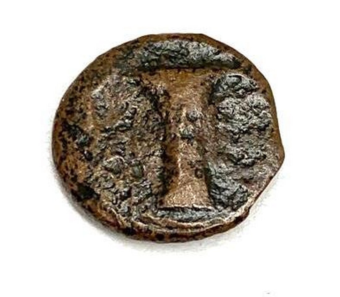 350-250 B.C. Kyme/Apolis Coin: 350-250 B.C. Kyme/Aeolis Coin View Photos for Further Details.