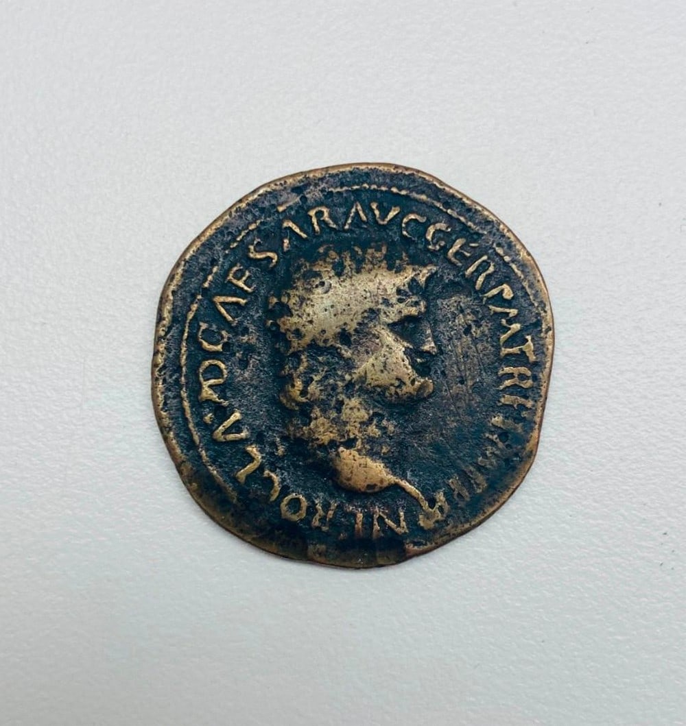 Nero 54-68 AD - AE AS Lugdunum Mint Roman Coin: Nero 54-68 AD - AE AS Lugdunum Mint Roman Coin. NERO CLAVD CAESAR AVG GER P M TR P IMP P , bare bust right, globe at the point of neck / ARA PACIS / S - C. Ara Pacis in with a double door. Please View