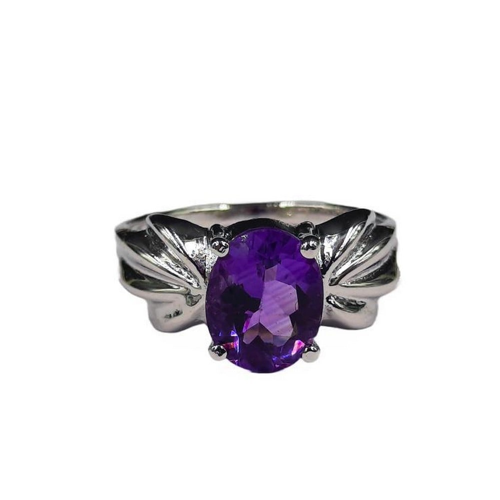 Pear Amethyst Stone Sterling Silver Ring: Pear Amethyst Stone Sterling Silver Ring Inner Diameter: 18.25mm View Photos For Further Details.