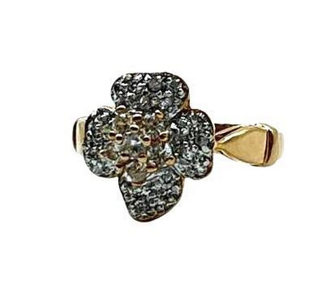 Clover Crystal Luck Gold Plated Ring: Clover Crystal Luck Gold Ring This charming gold-plated ring features a delicate four-leaf clover adorned with sparkling crystals, symbolizing luck and good fortune. Its elegant design makes it a vers