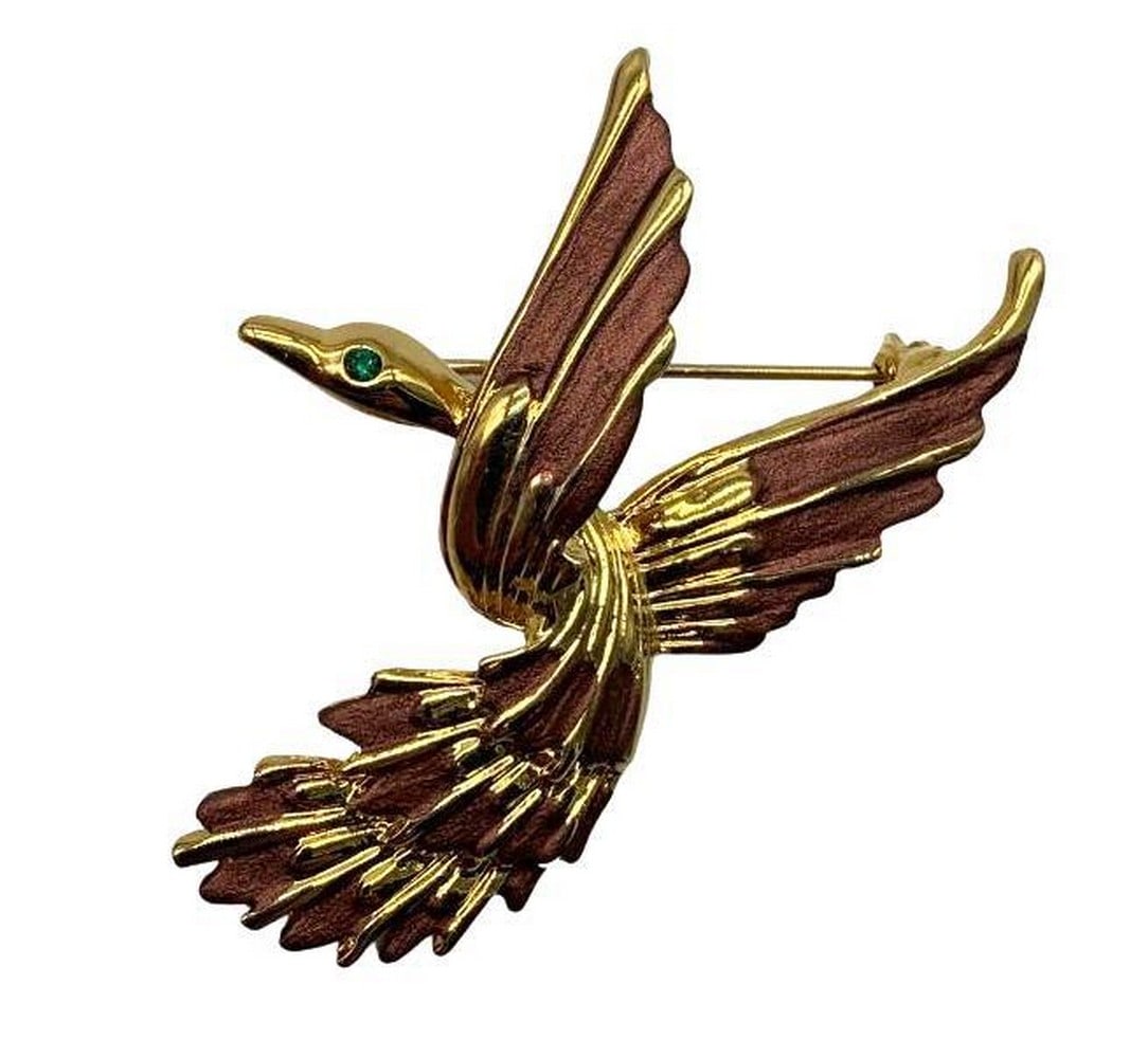 Ladies Brown & Gold Toned Bird Brooch Accented With Emerald Coloured Eye Gemstone: Ladies Brown & Gold Toned Bird Brooch Accented With Emerald Coloured Eye Gemstone View Photos For Further Details.