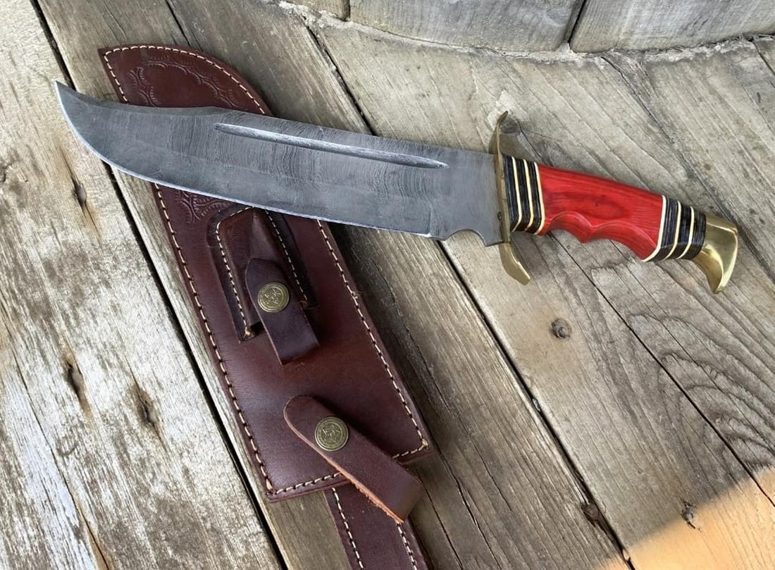 Crimson Goldstrike Damascus Knife With Grooved Handle: Crimson Goldstrike Damascus Knife With Grooved Handle Custom Made Damascus Knife With Genuine Leather Stitched Sheath To Keep The Blade Safe & Make Carrying & Storing Easy And To Provide Long Lasting 